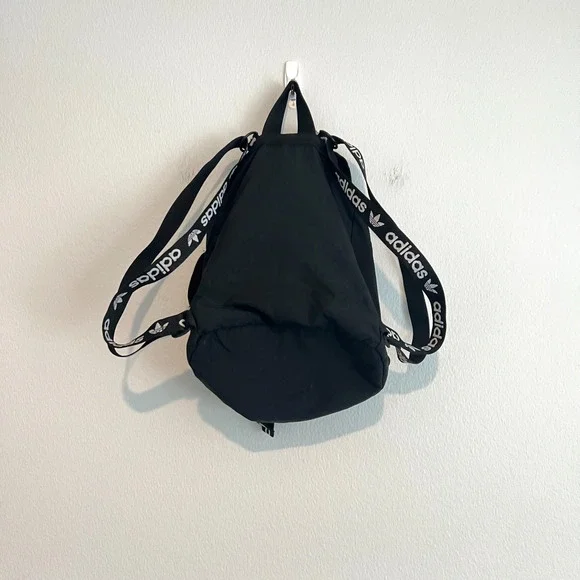 Adidas Originals Black & White Nylon Utility Mini Backpack Sporty "Grab-and-Go" - Picture 7 of 8